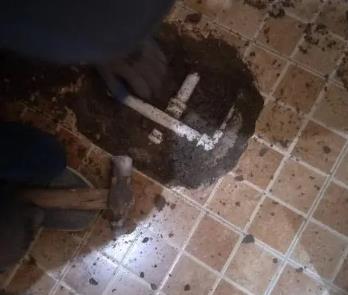 塔城地卫生间漏水维修公司为您分享下卫生间渗水如何处理及注意事项