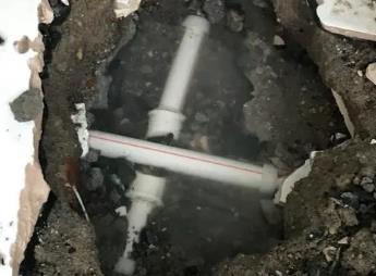 塔城地阳台漏水维修公司为您分享楼上楼下漏水怎么处理
